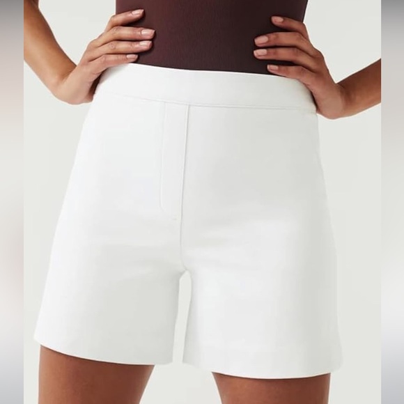 SPANX On The Go Polished 6” White Stretch High Rise Shorts Size Small NWT - Picture 3 of 16
